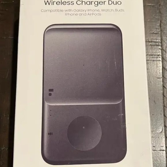 Samsung Fast Charge Wireless Charger Duo Pad - new in sealed box - Picture 1 of 1